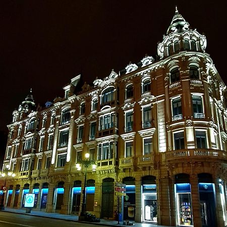 Atico De Diseno En El Centro Daire Oviedo Dış mekan fotoğraf