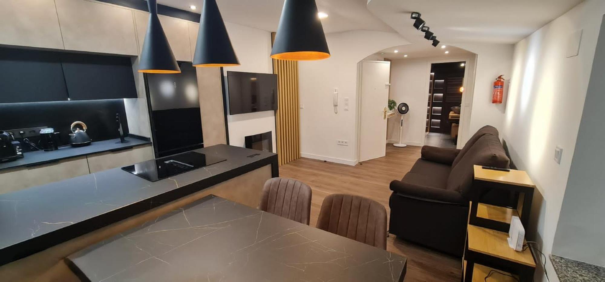Atico De Diseno En El Centro Daire Oviedo Dış mekan fotoğraf