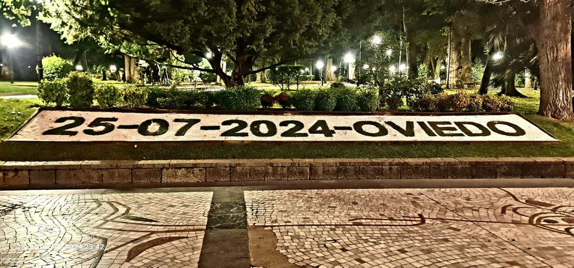 Atico De Diseno En El Centro Daire Oviedo Dış mekan fotoğraf