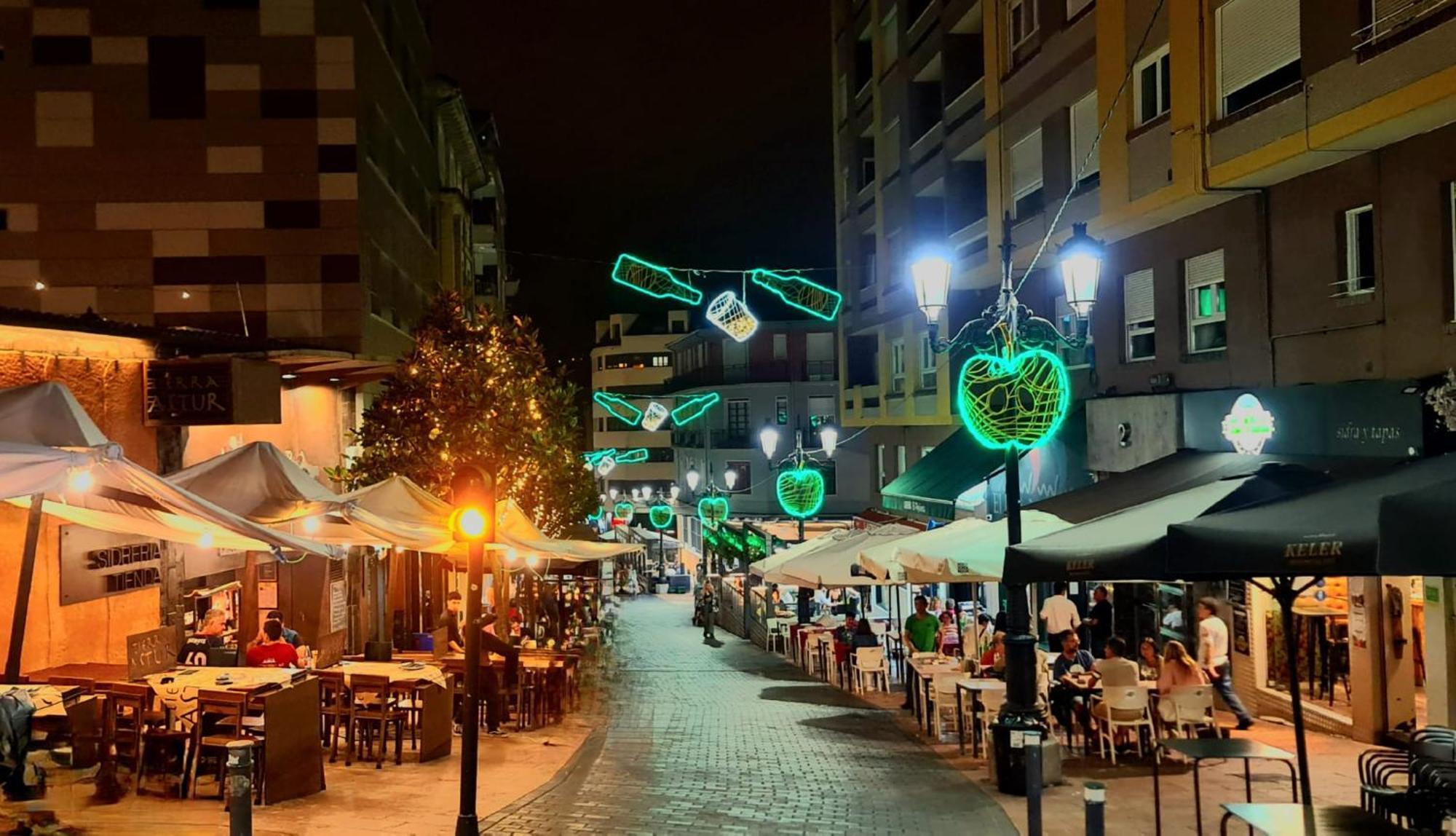 Atico De Diseno En El Centro Daire Oviedo Dış mekan fotoğraf