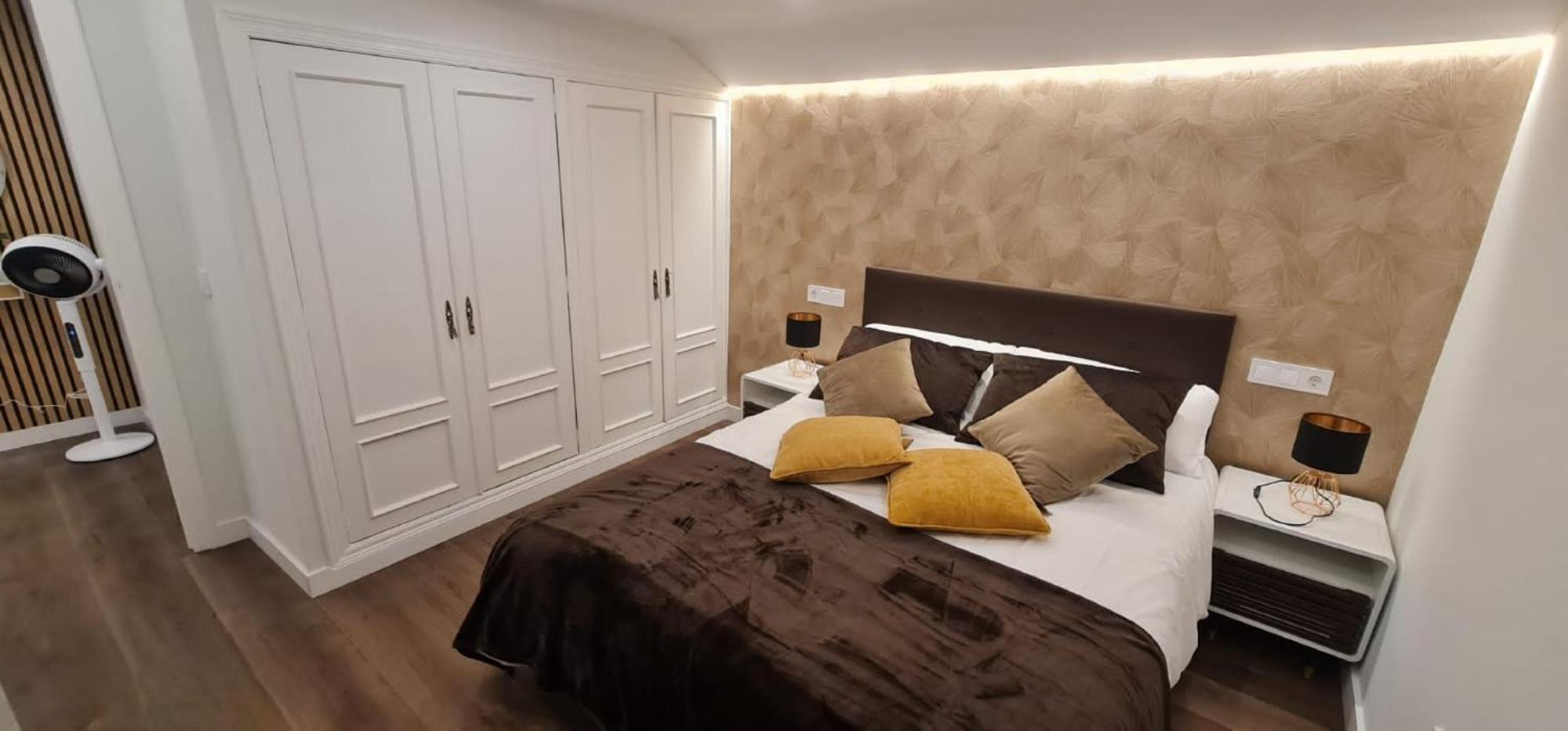 Atico De Diseno En El Centro Daire Oviedo Dış mekan fotoğraf